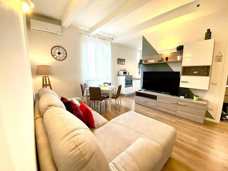 Junior Suite Milano联系方式